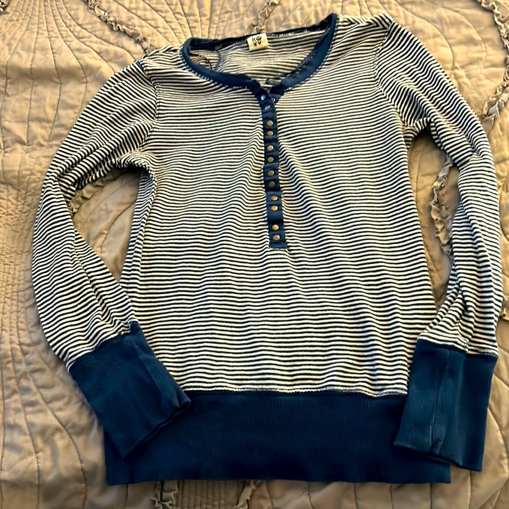 Blue and White long sleeve top